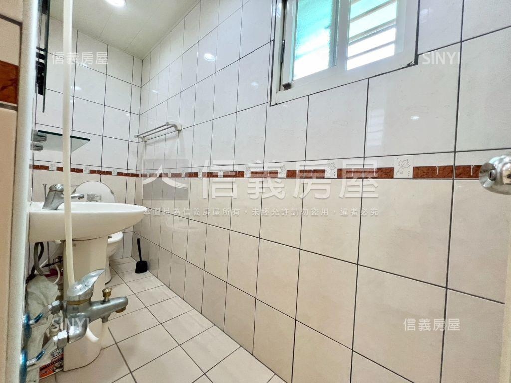 裕民邊間２樓美寓房屋室內格局與周邊環境