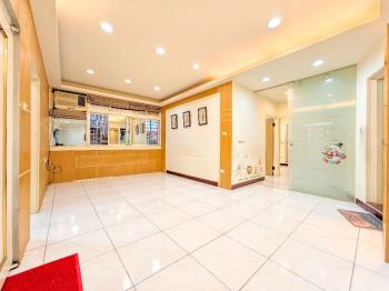 裕民邊間２樓美寓