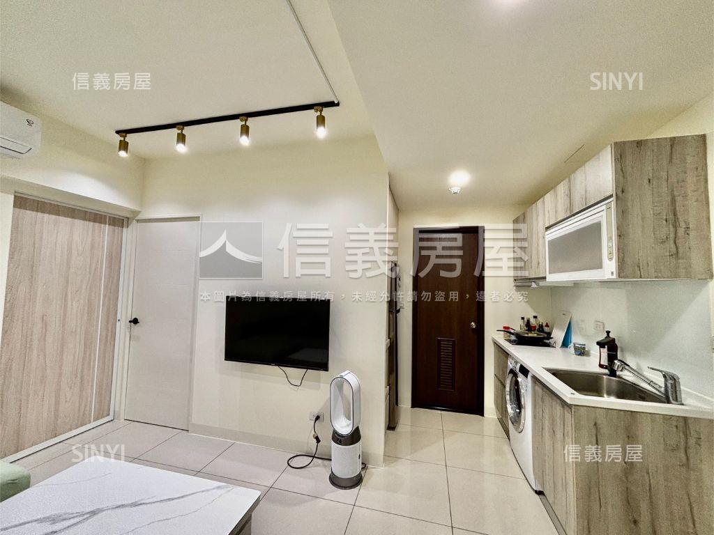 捷運之星直接入住兩房平車房屋室內格局與周邊環境