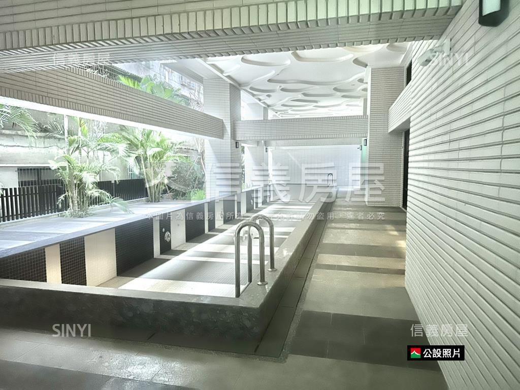 捷運之星直接入住兩房平車房屋室內格局與周邊環境