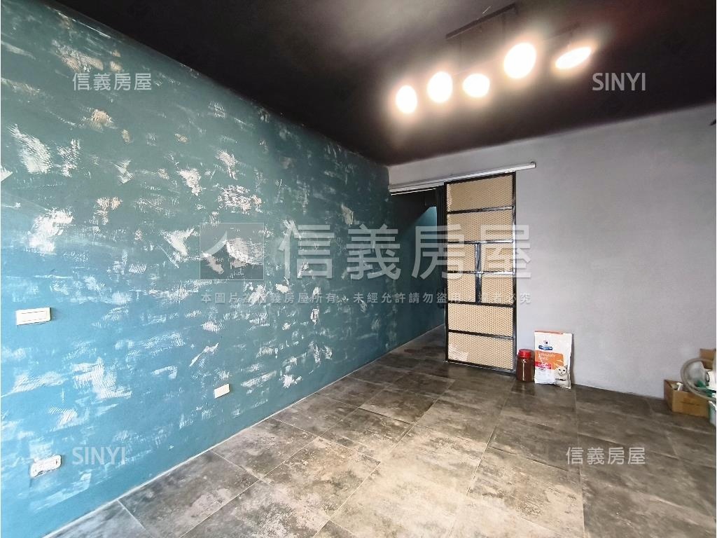 人潮興旺金透店房屋室內格局與周邊環境