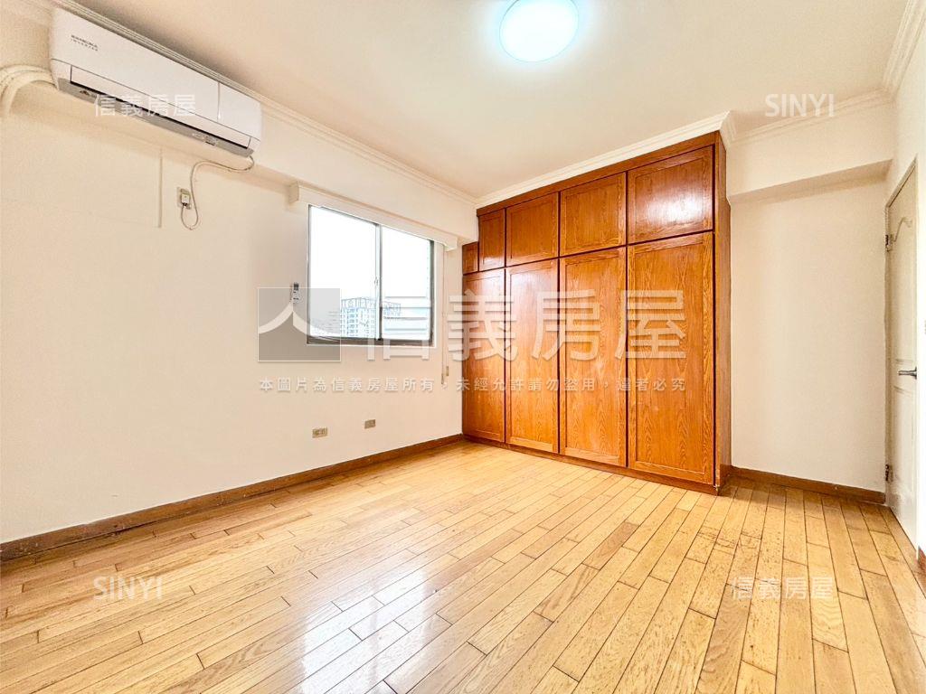 長泰街春芽華廈三房房屋室內格局與周邊環境
