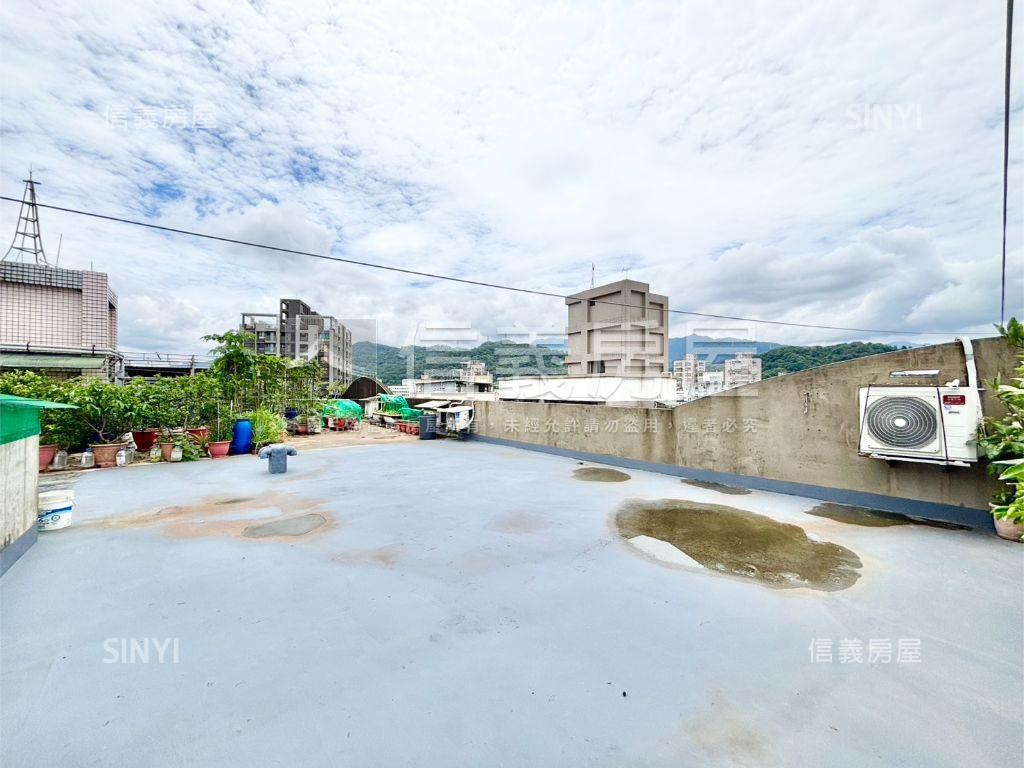 長泰街春芽華廈三房房屋室內格局與周邊環境