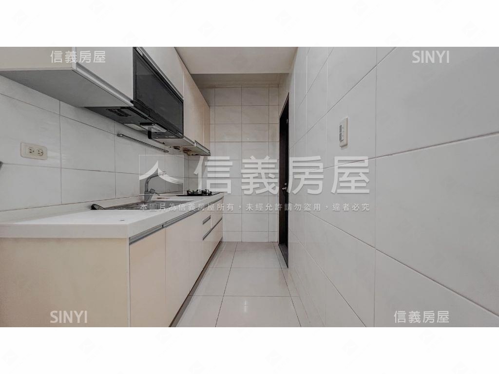 浪琴嶼次高樓三房車位房屋室內格局與周邊環境