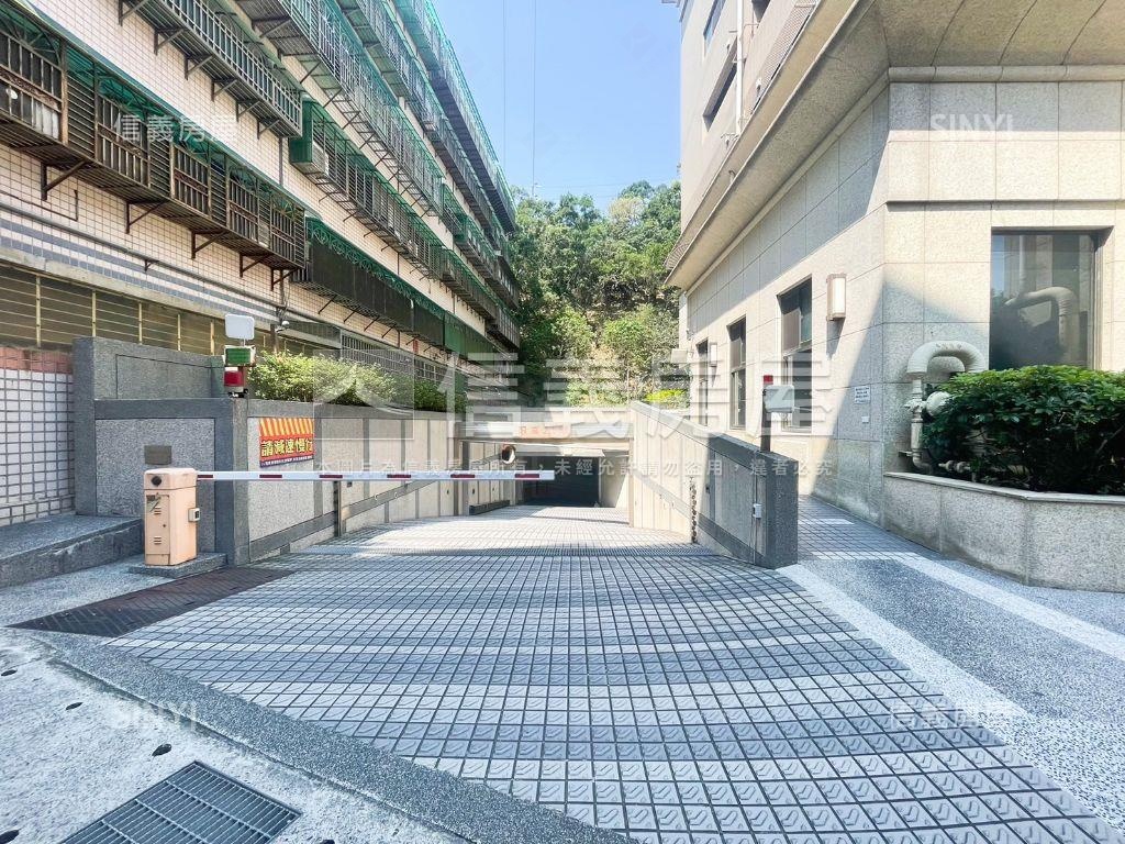 稀有錦和精美溫馨兩房車位房屋室內格局與周邊環境