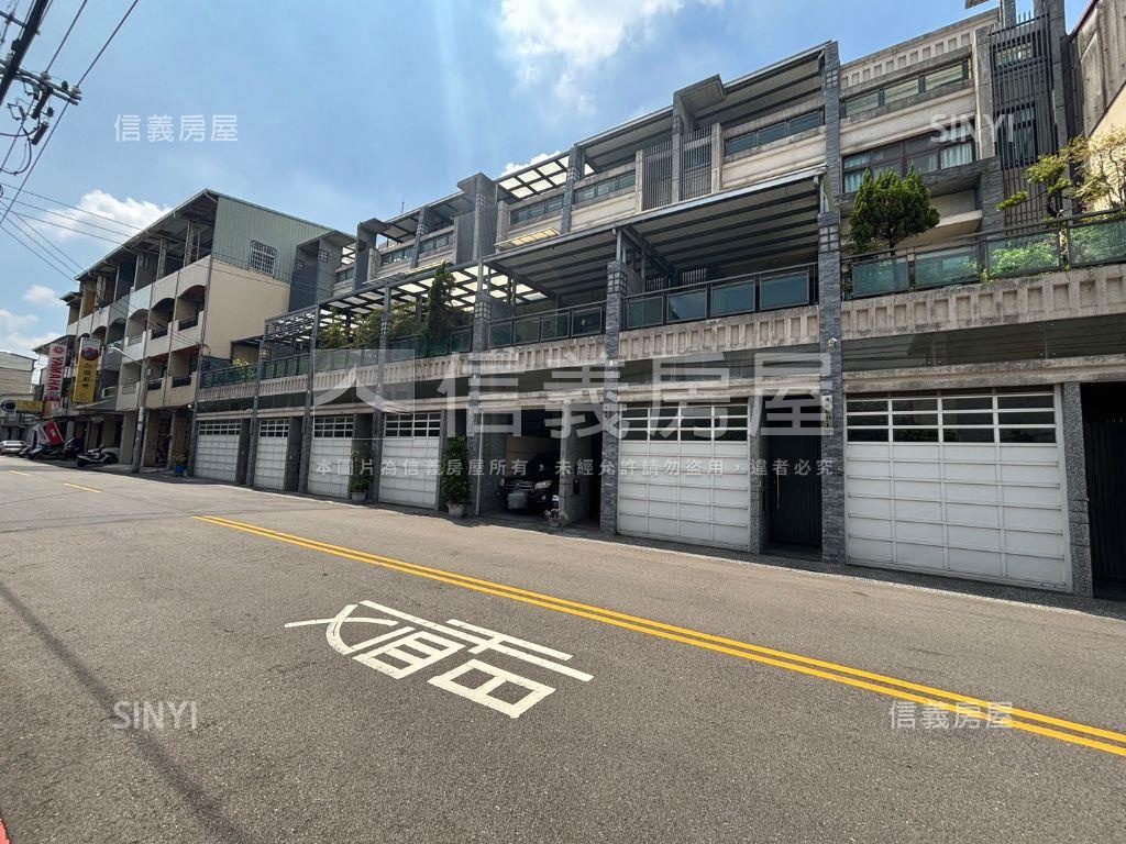 中興商圈震後臨路車庫透天房屋室內格局與周邊環境