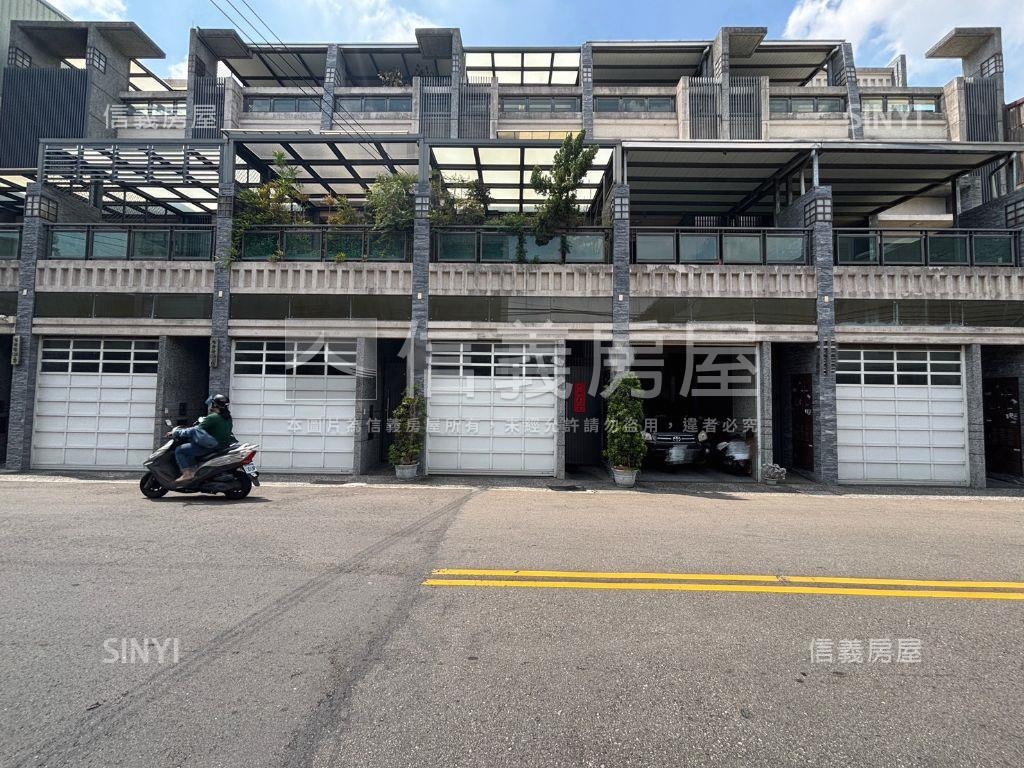 中興商圈震後臨路車庫透天房屋室內格局與周邊環境