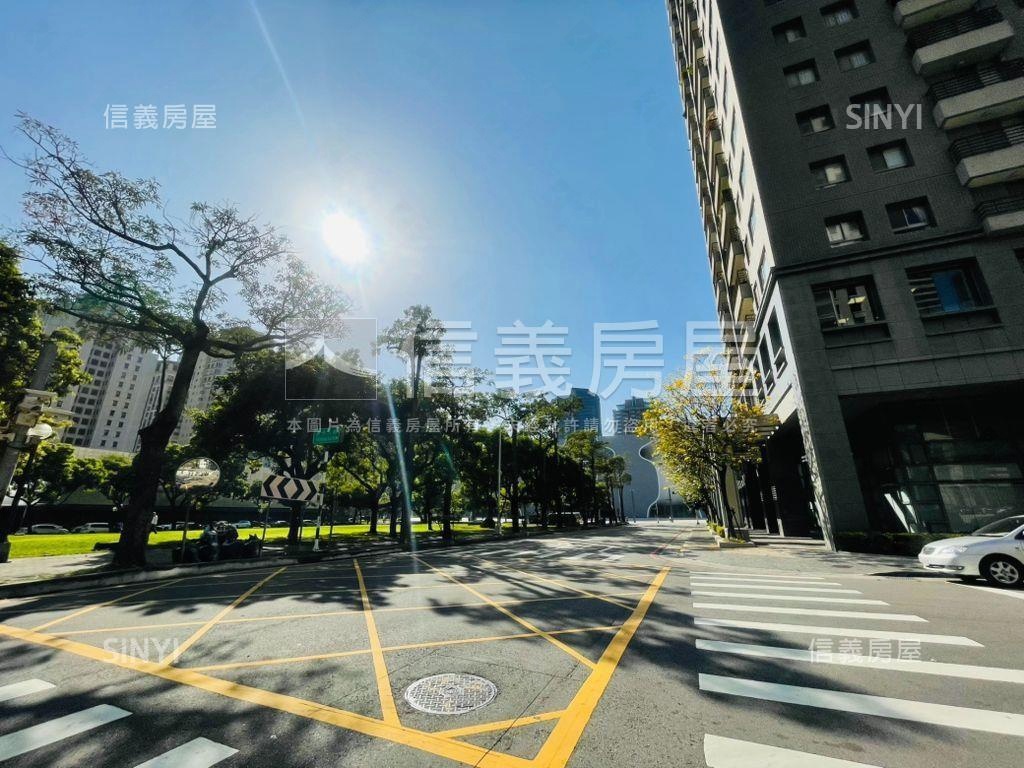 七期紀汎希陽台三房雙車位房屋室內格局與周邊環境