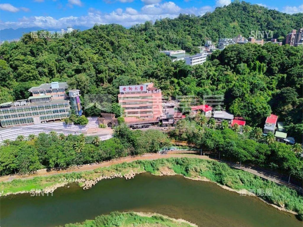 大坪林面河景觀大戶房屋室內格局與周邊環境