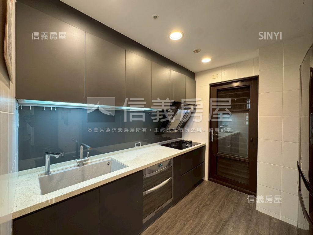 大坪林面河景觀大戶房屋室內格局與周邊環境