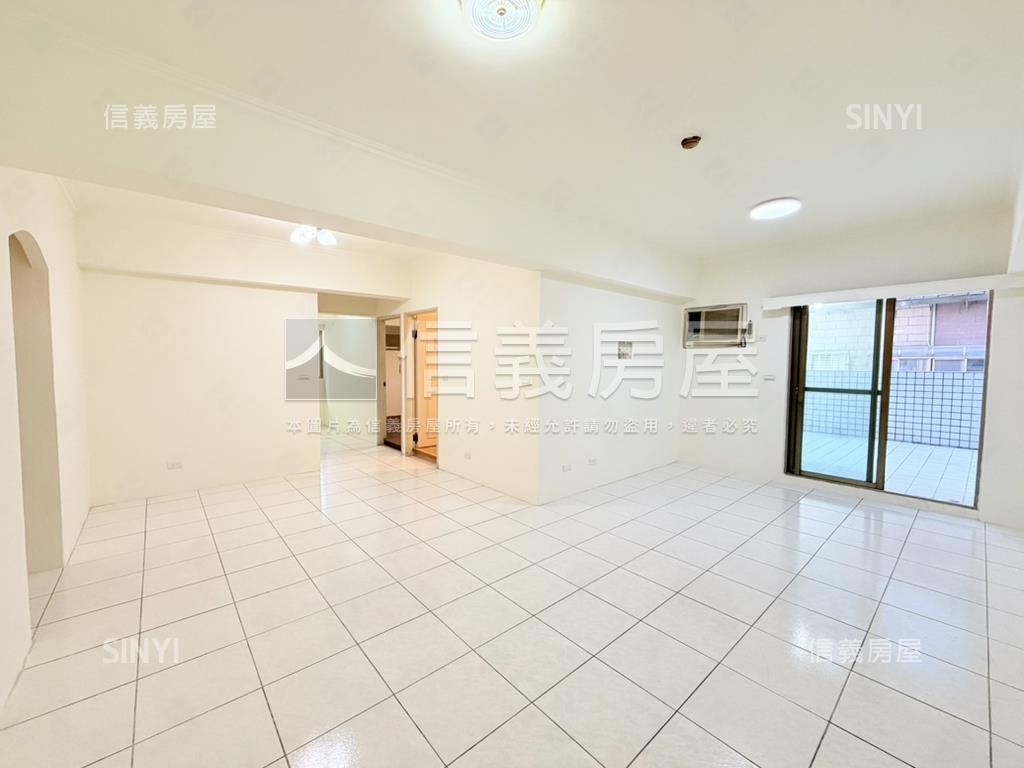 專任★陽明凱旋４房車位房屋室內格局與周邊環境