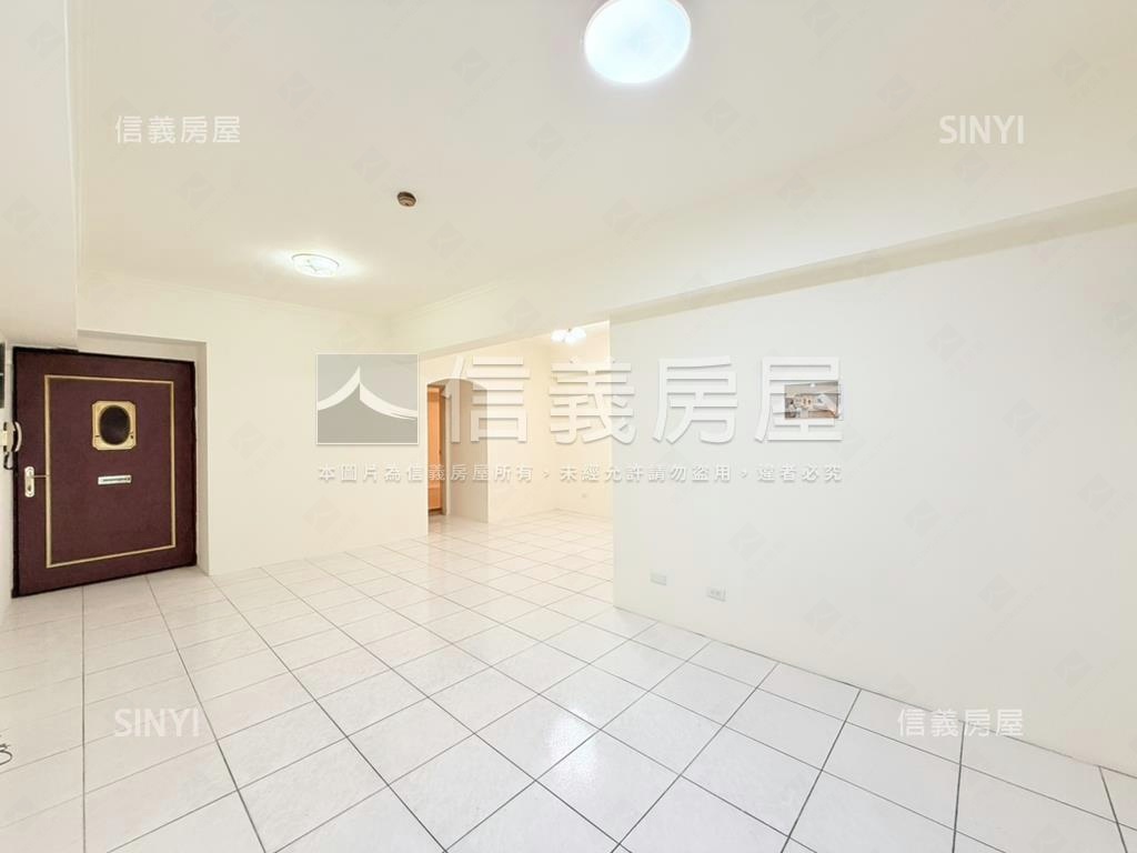 專任★陽明凱旋４房車位房屋室內格局與周邊環境