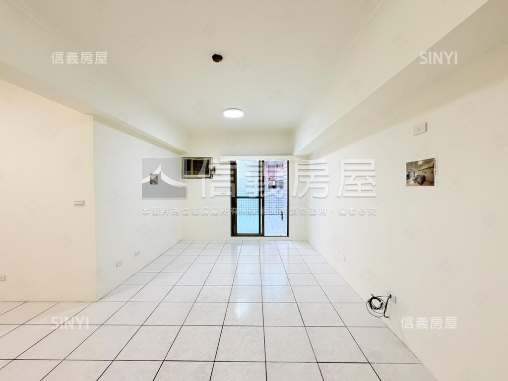 專任★陽明凱旋４房車位房屋室內格局與周邊環境