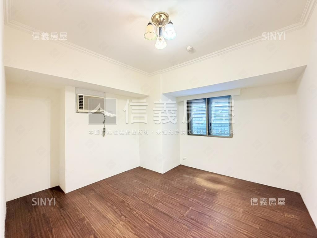 專任★陽明凱旋４房車位房屋室內格局與周邊環境