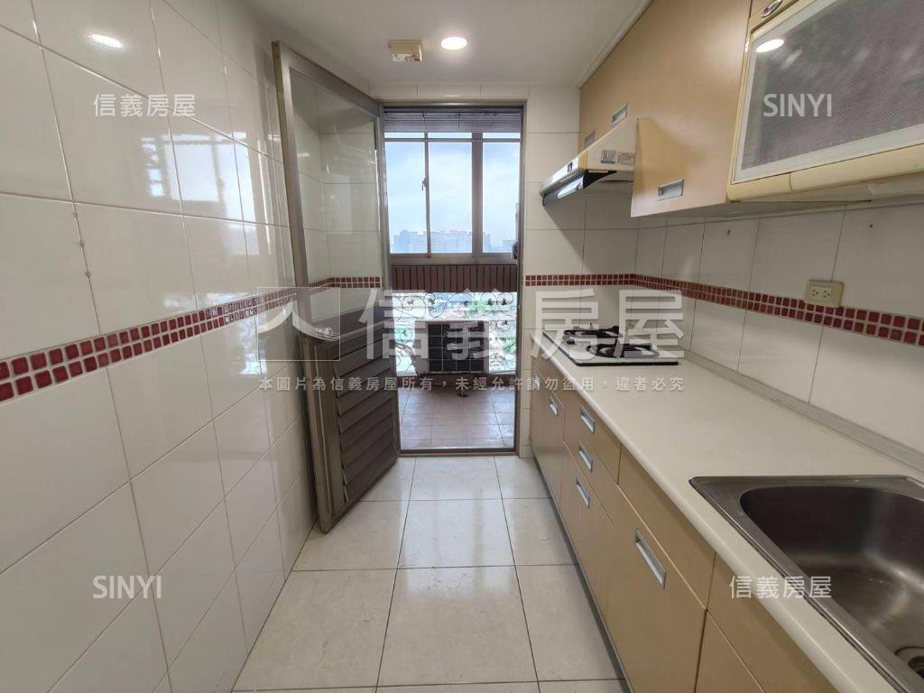 湖映左岸景觀兩房兩衛浴房屋室內格局與周邊環境