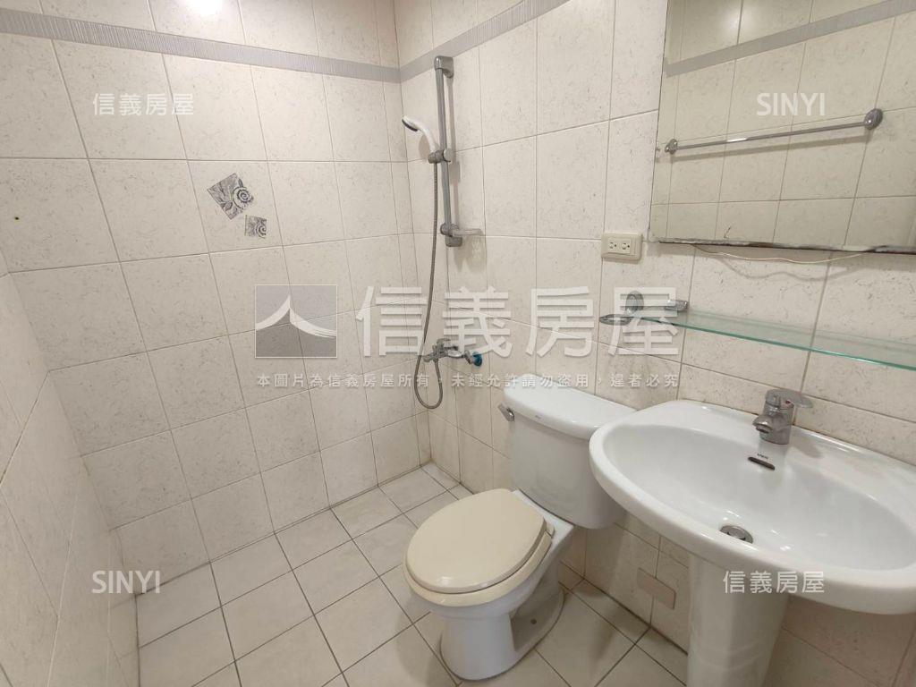 湖映左岸景觀兩房兩衛浴房屋室內格局與周邊環境