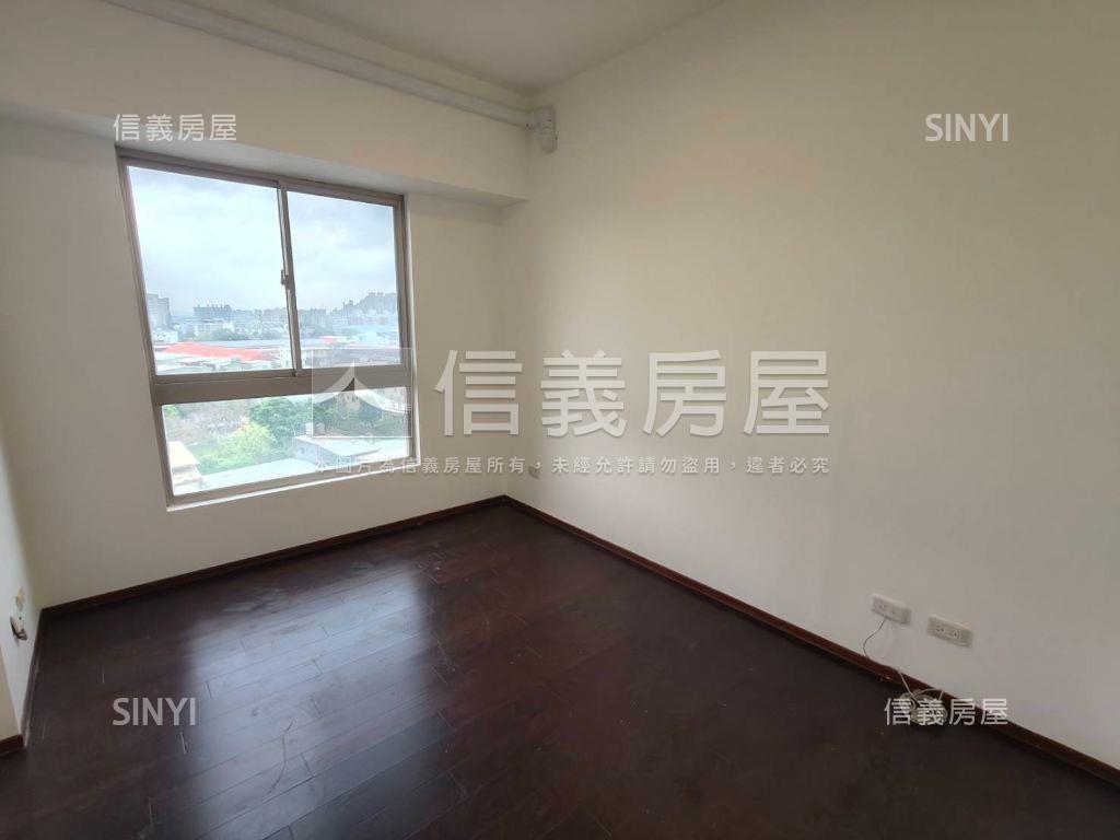 湖映左岸景觀兩房兩衛浴房屋室內格局與周邊環境