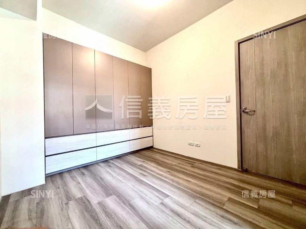 近中山醫商圈全新兩房平車房屋室內格局與周邊環境