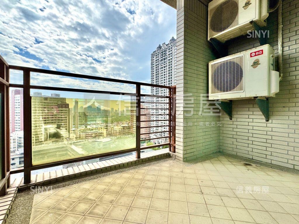 國寶高樓四房平車房屋室內格局與周邊環境