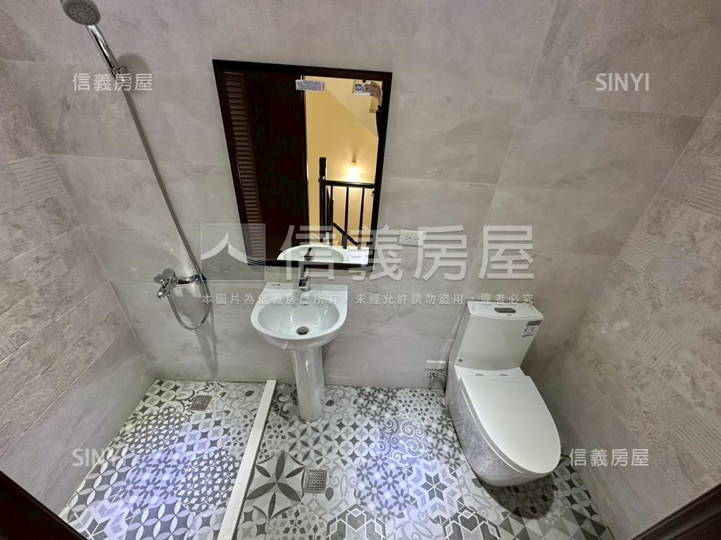 近龍潭交流道透天房屋室內格局與周邊環境