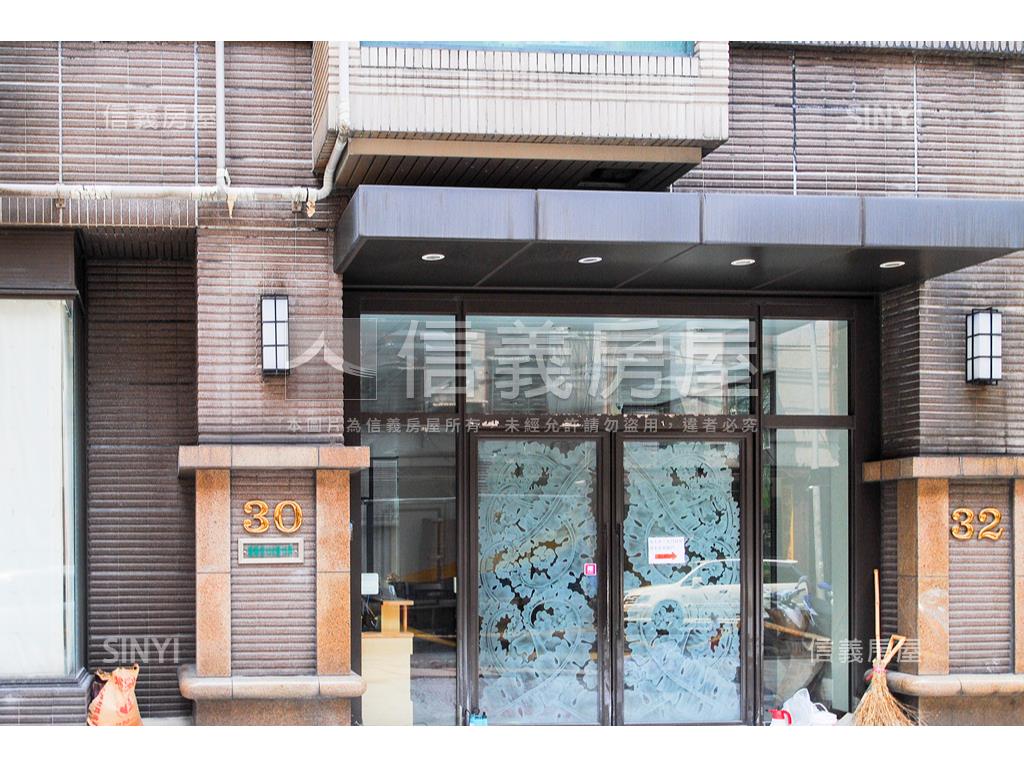 綠之舞子母車位房屋室內格局與周邊環境
