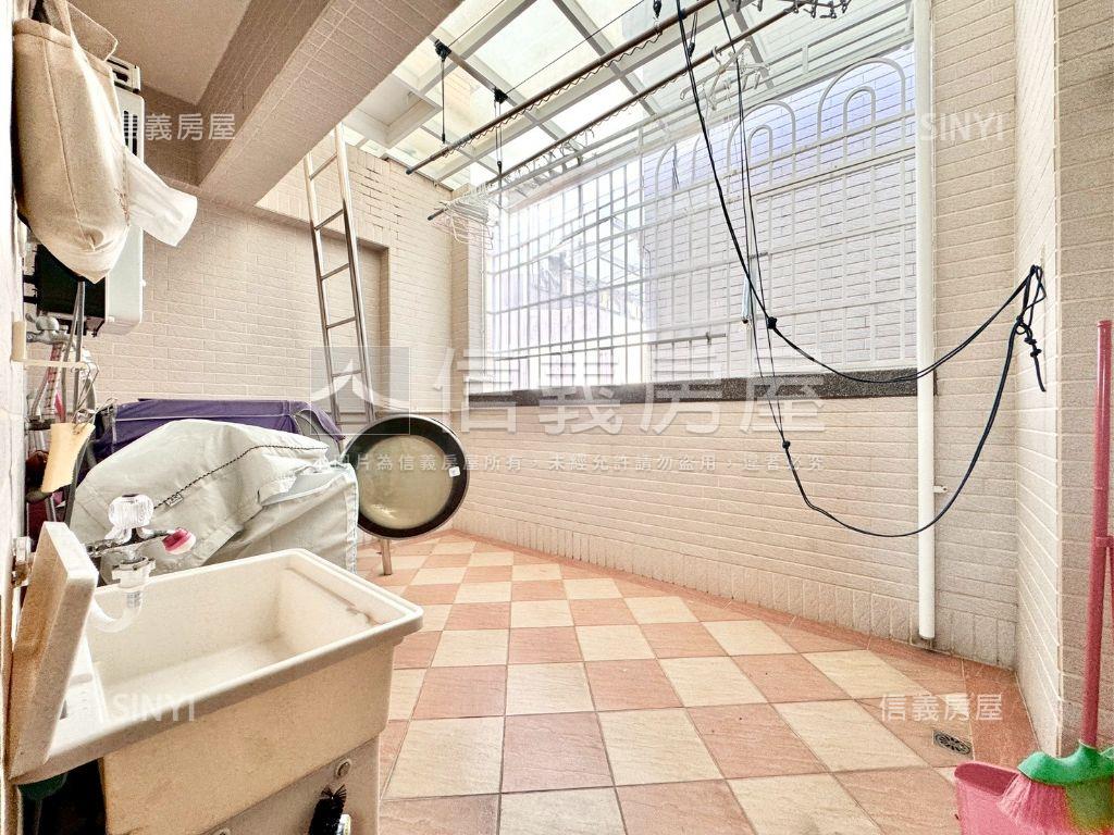 近橋科花町墅邊間質感美透房屋室內格局與周邊環境
