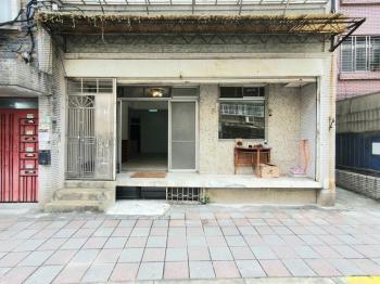 近機場方便２房