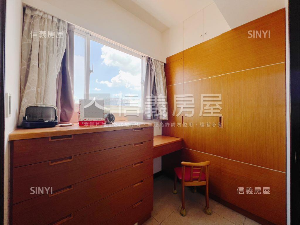 【寶格麗】大四房屋況佳房屋室內格局與周邊環境