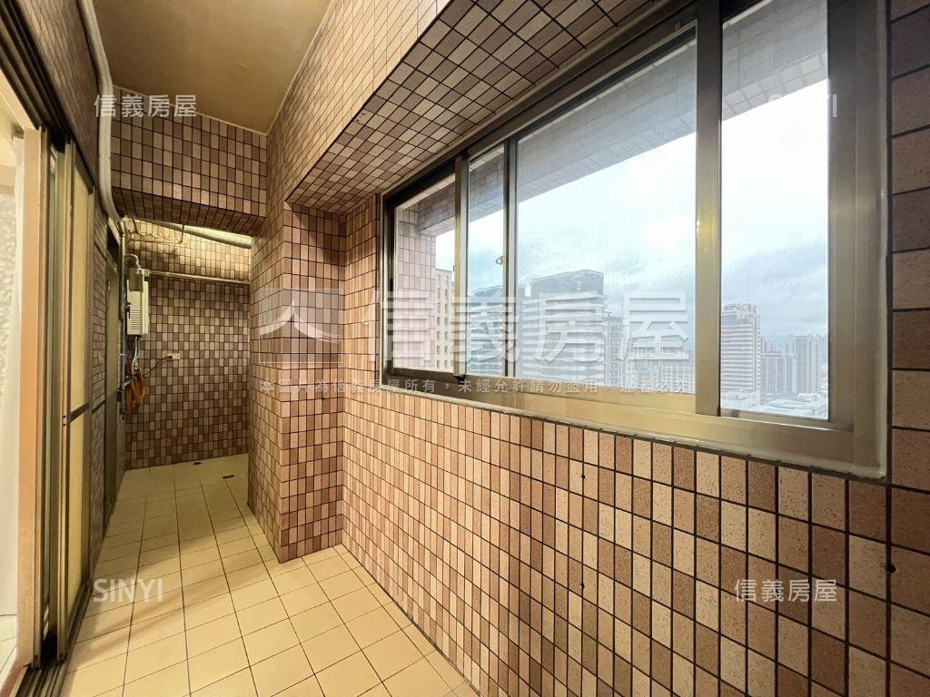 【極品２１】首購亮麗好屋房屋室內格局與周邊環境