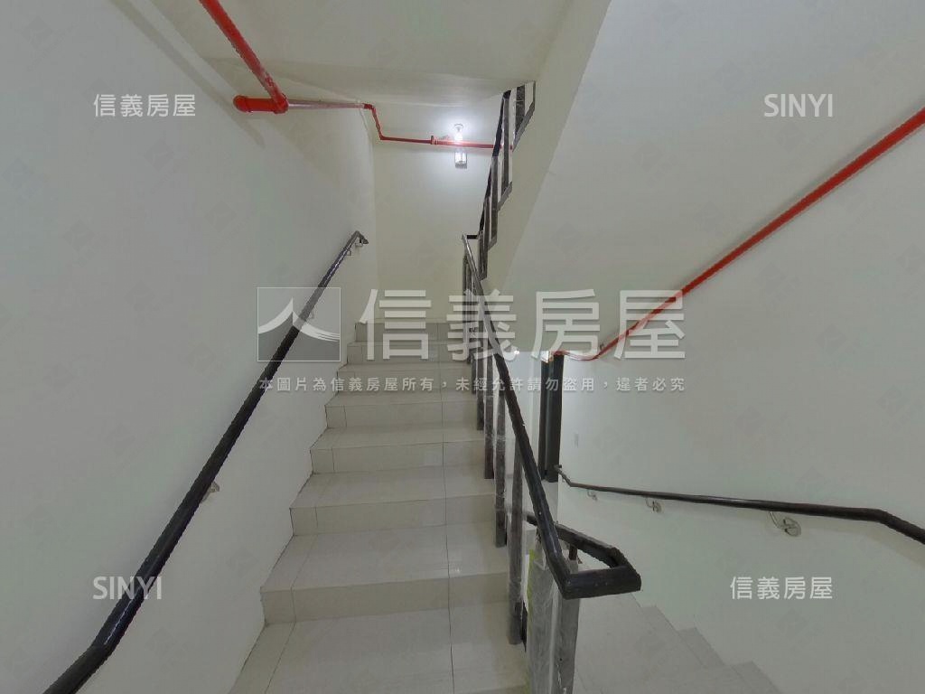 品藏悅揚電梯金店面房屋室內格局與周邊環境