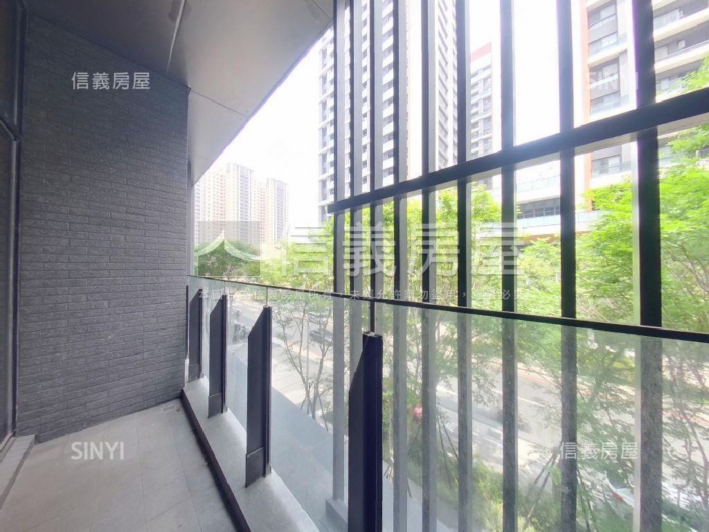 品藏悅揚電梯金店面房屋室內格局與周邊環境