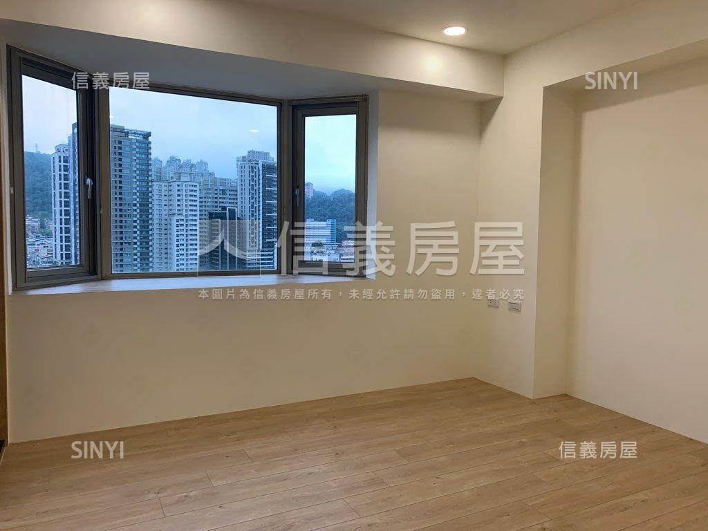 崇光三代同堂景觀樓中樓房屋室內格局與周邊環境