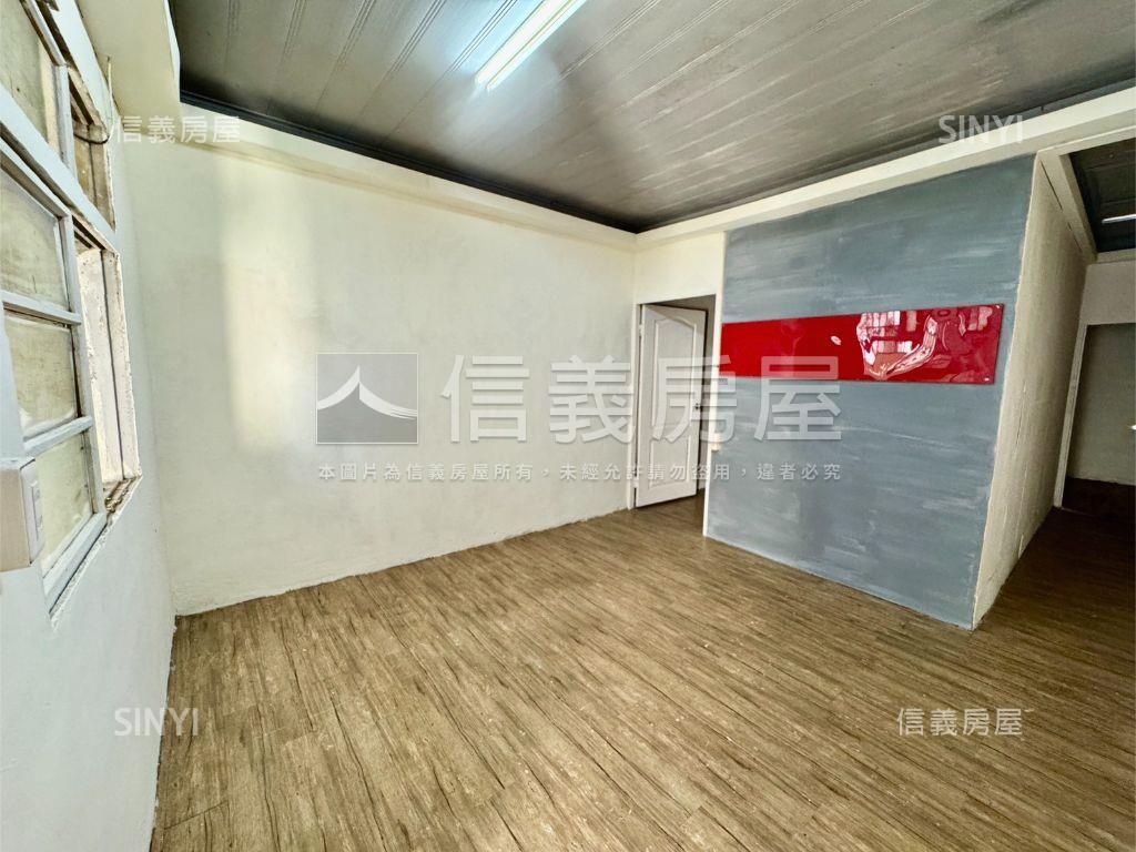 稀有近埔頂公園邊間美平房房屋室內格局與周邊環境