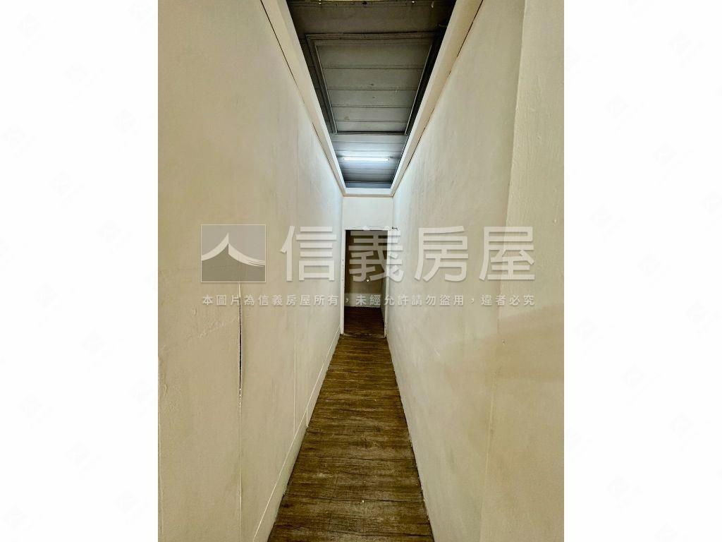 稀有近埔頂公園邊間美平房房屋室內格局與周邊環境