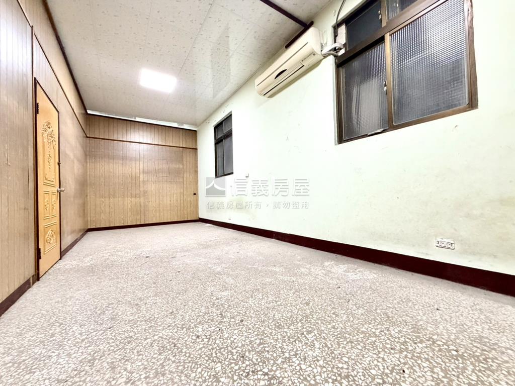 仁愛街挑高大戶房屋室內格局與周邊環境