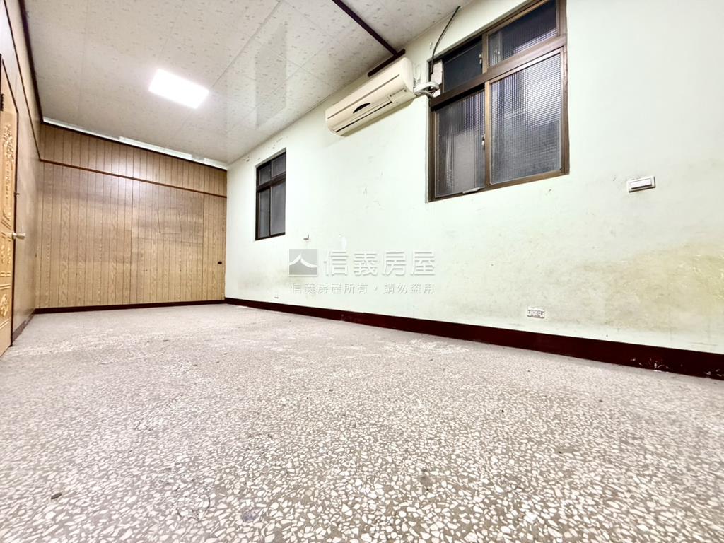 仁愛街挑高大戶房屋室內格局與周邊環境