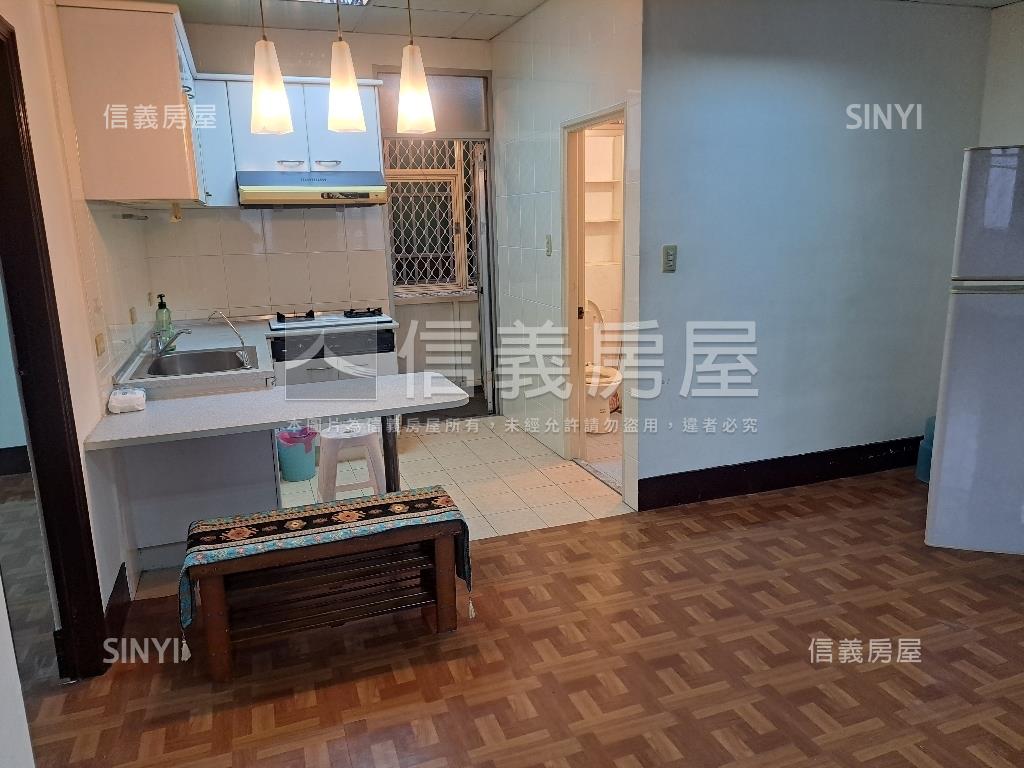 水岸住宅４樓美寓房屋室內格局與周邊環境