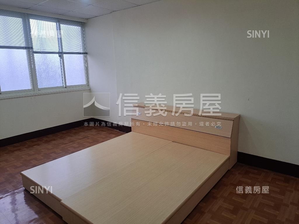 水岸住宅４樓美寓房屋室內格局與周邊環境