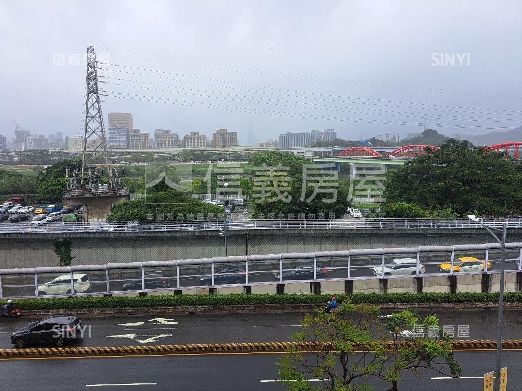 水岸住宅４樓美寓房屋室內格局與周邊環境