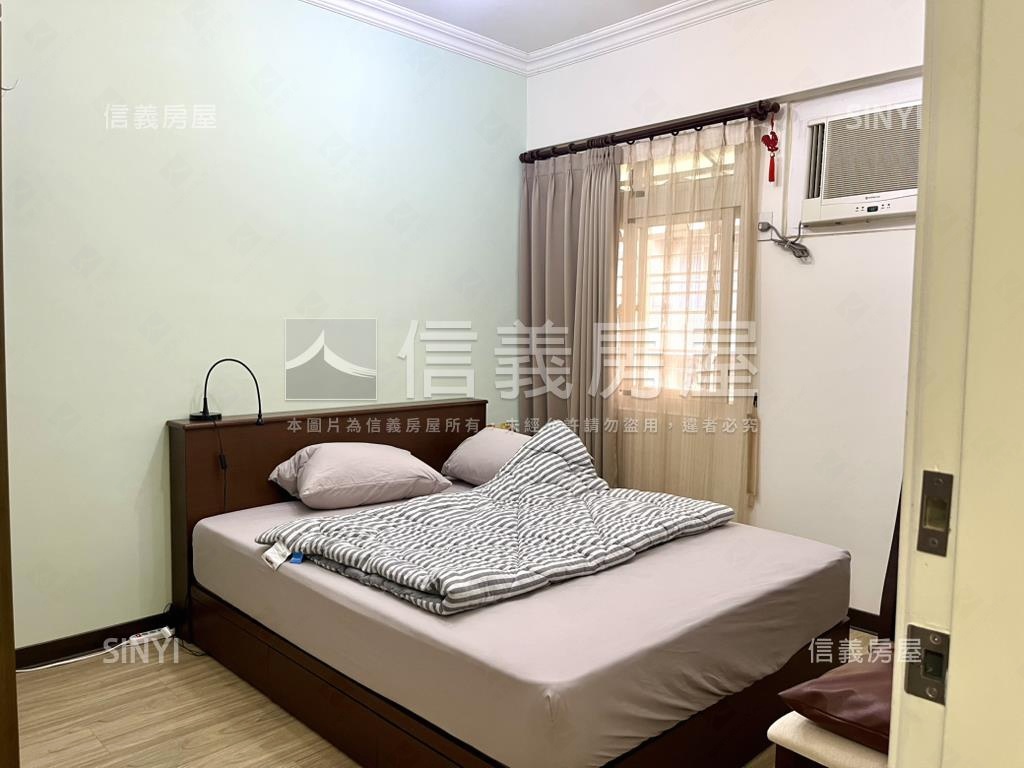 捷運華廈稀有電梯三房房屋室內格局與周邊環境