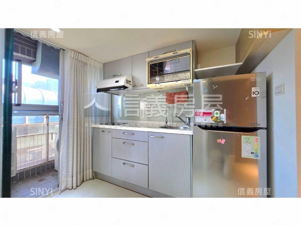 捷運中山國中站挑高美套房屋室內格局與周邊環境