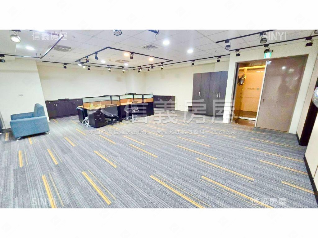 七期市政路親家Ｔ３商辦房屋室內格局與周邊環境