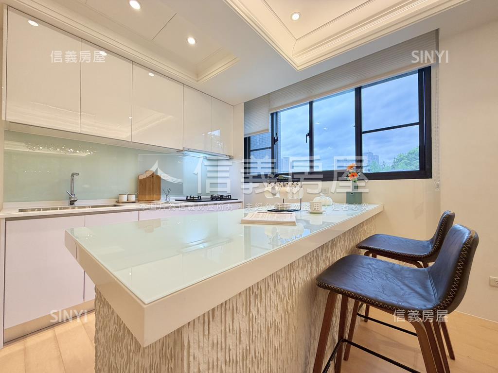 【薇閣】精裝電梯四房車位房屋室內格局與周邊環境