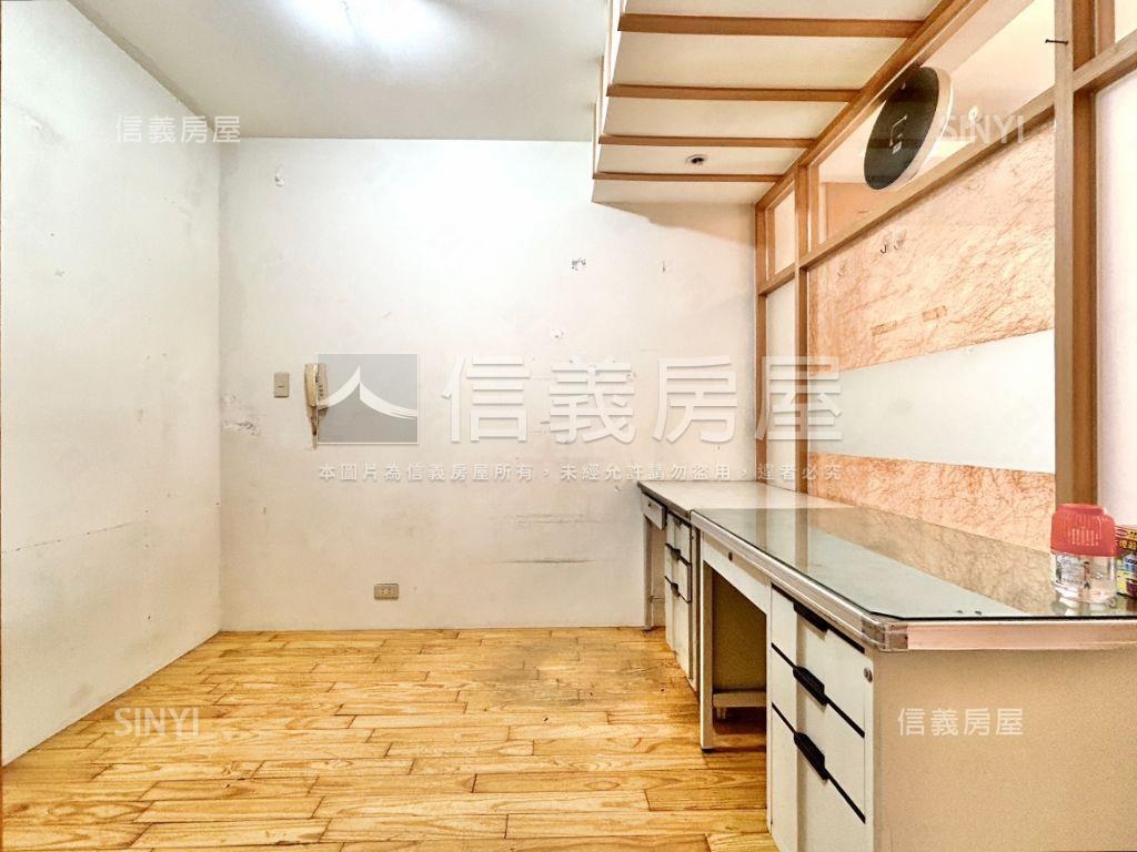 近鼎中河堤商圈三房採光宅房屋室內格局與周邊環境