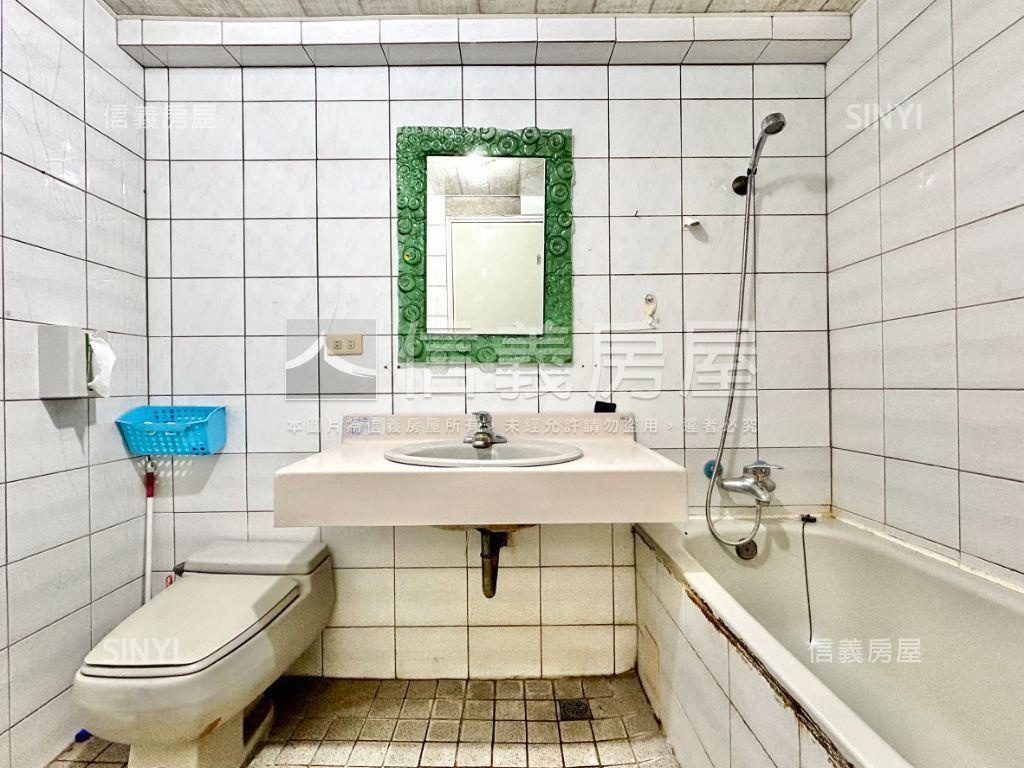 近鼎中河堤商圈三房採光宅房屋室內格局與周邊環境