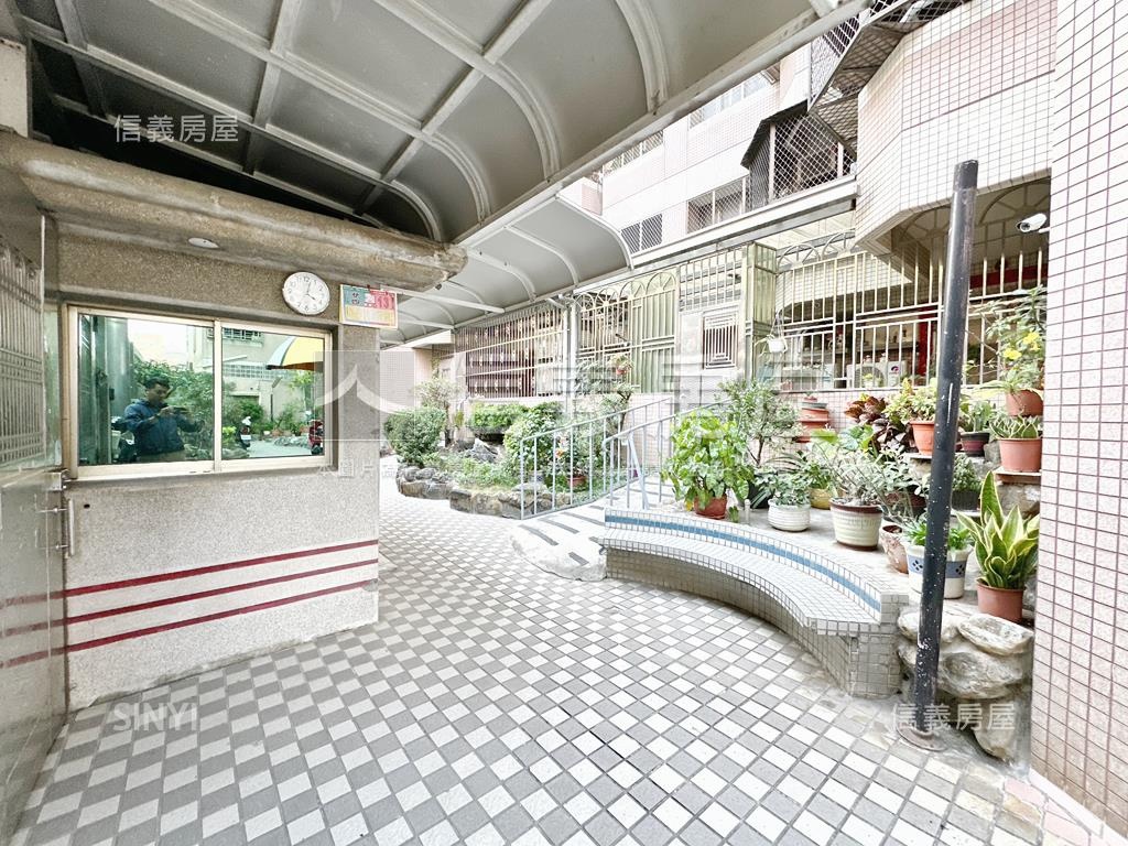 近鼎中河堤商圈３房１室宅房屋室內格局與周邊環境