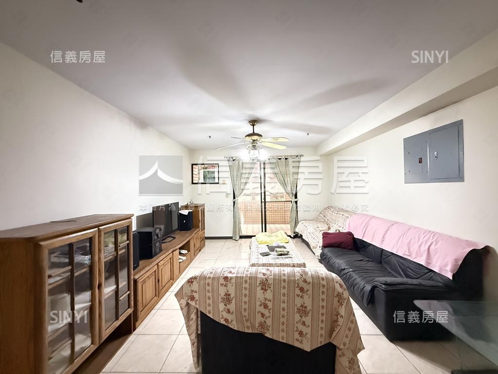 稀有國家藝術廣場高樓四房房屋室內格局與周邊環境