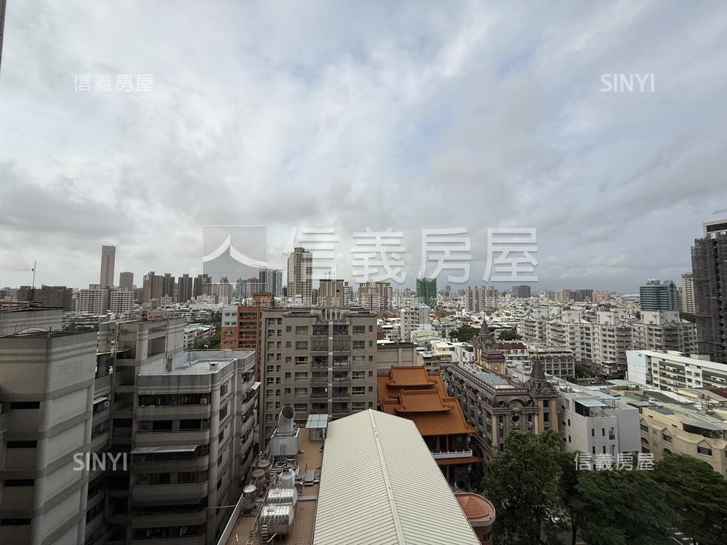 稀有國家藝術廣場高樓四房房屋室內格局與周邊環境
