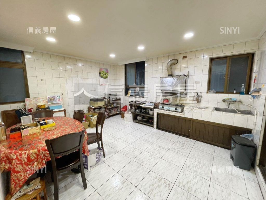 三和路低總價公寓３、４樓房屋室內格局與周邊環境