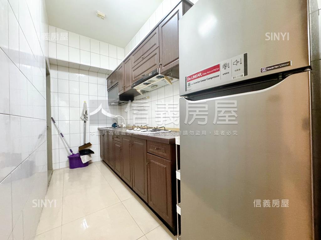 凱撒綠樹三房平車房屋室內格局與周邊環境